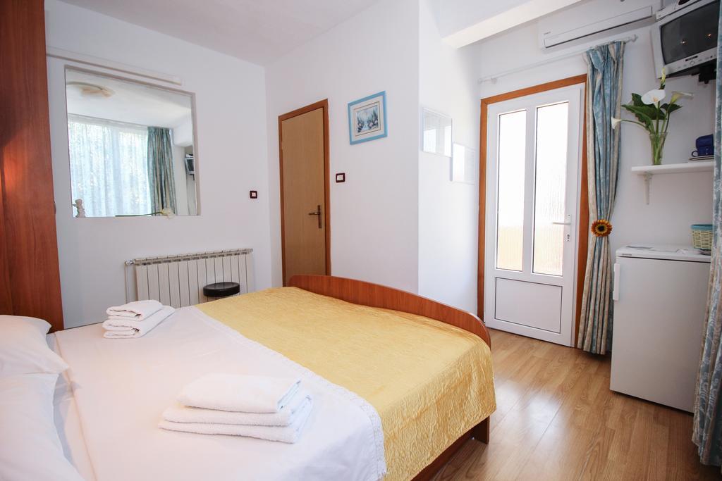 Apartments Sonja Ровинь Экстерьер фото