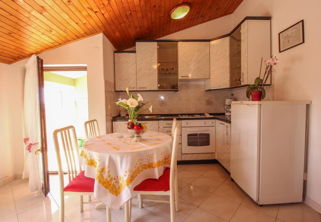 Apartments Sonja Ровинь Экстерьер фото
