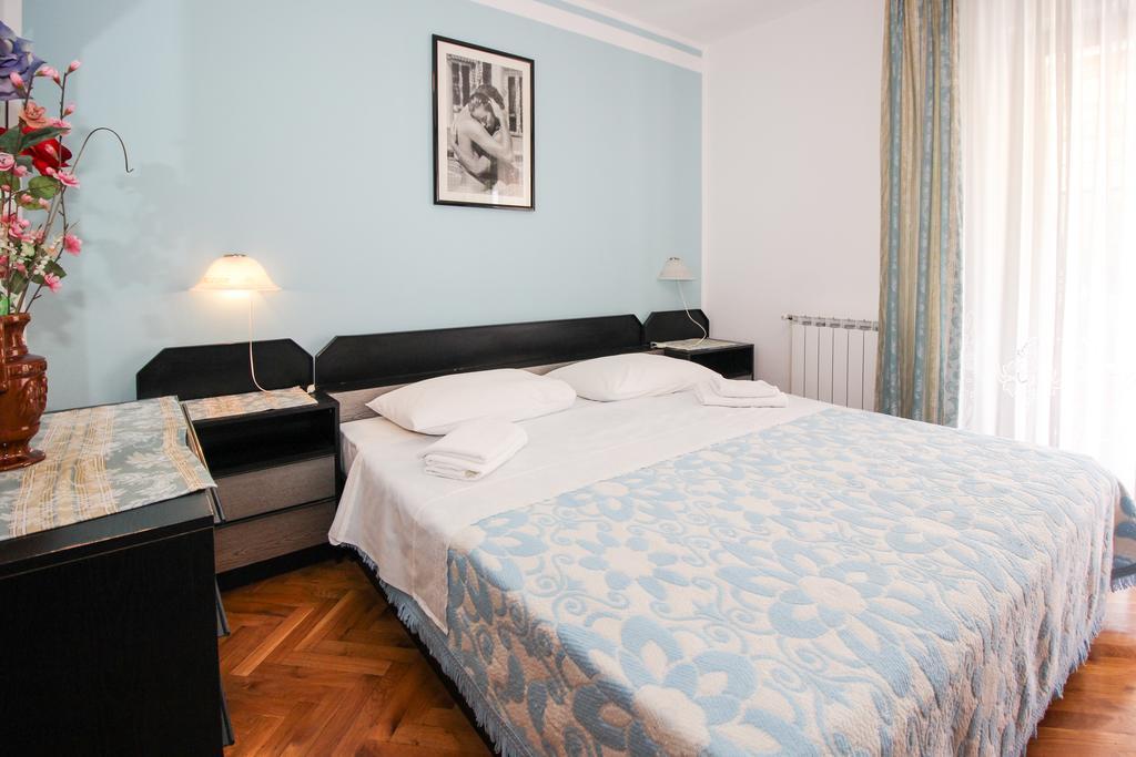 Apartments Sonja Ровинь Экстерьер фото